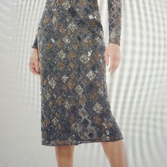 Mac Duggal Platinium Evening Gown - Picture 5 of 15